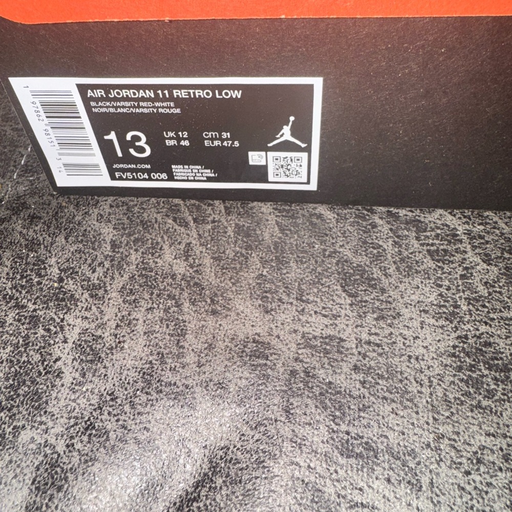 Air Jordan 11 Retro Low Sneakers